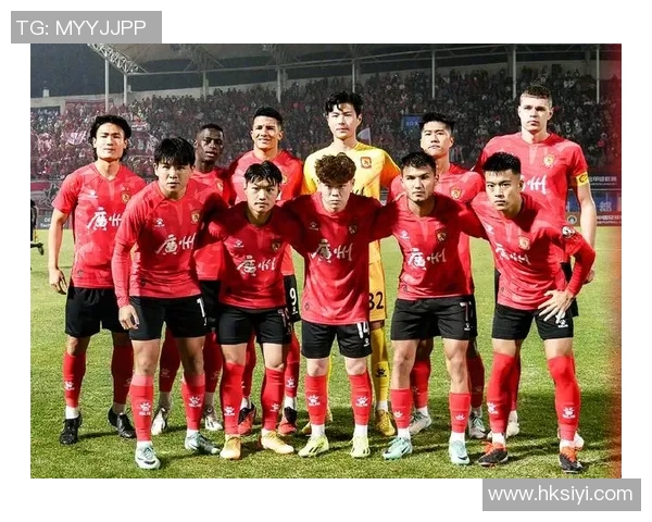 东方队与广州恒大激战正酣谁能在这场较量中笑到最后