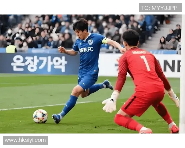 江原队迎战仁川联队争夺联赛关键三分的激烈对决 江原队迎战仁川联队争夺联赛关键三分的激烈对决