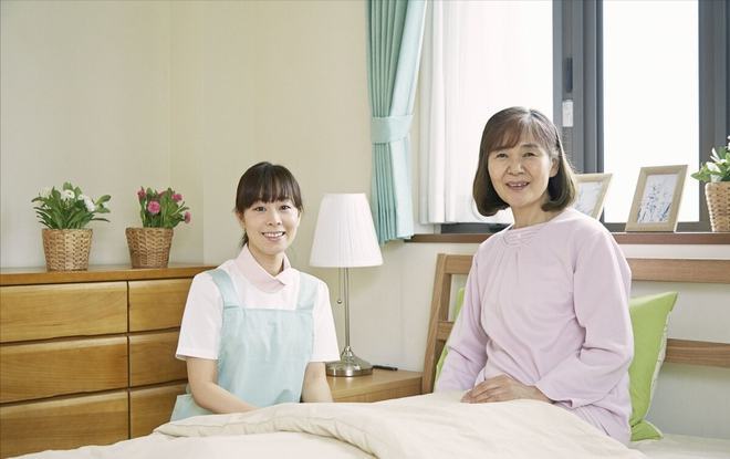 82岁大妈：先后请了7个住家保姆才知道请保姆养老根本不靠谱(图4)