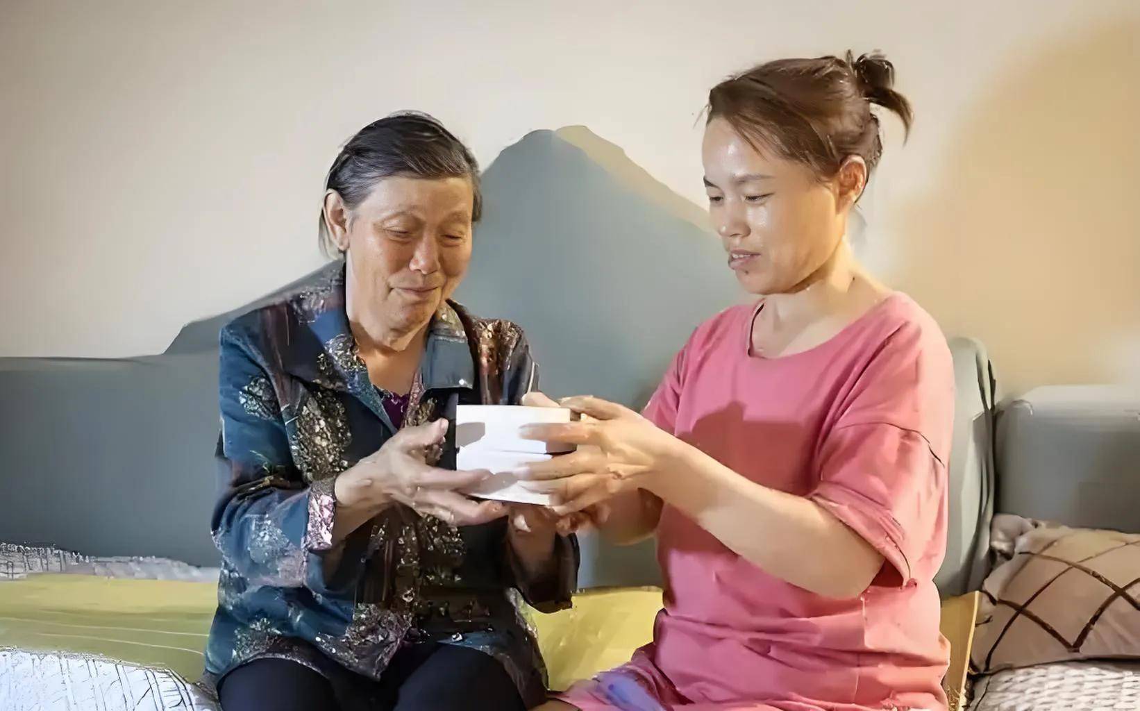 新型保姆来了老式的保姆服务已经跟不上时代新的方式来了(图8)