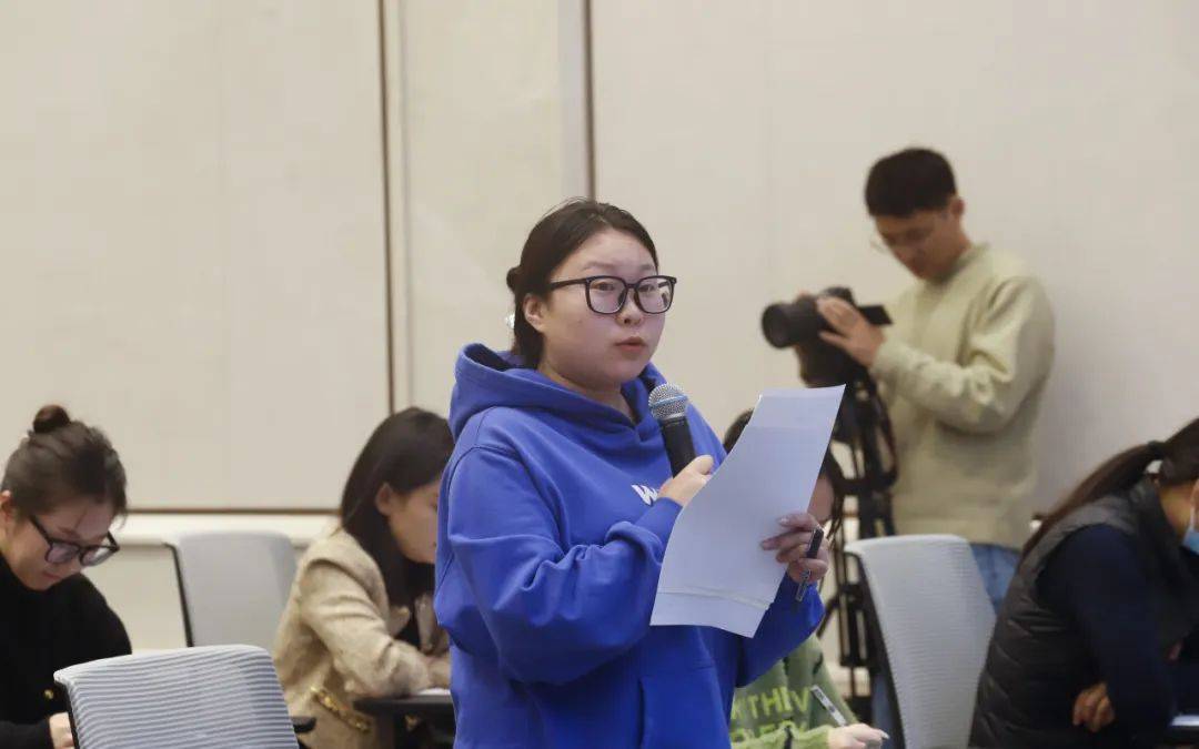 答记者问｜家政信用情况一键可查山东推行电子版“居家上门服务证”爱体育网址(图2)
