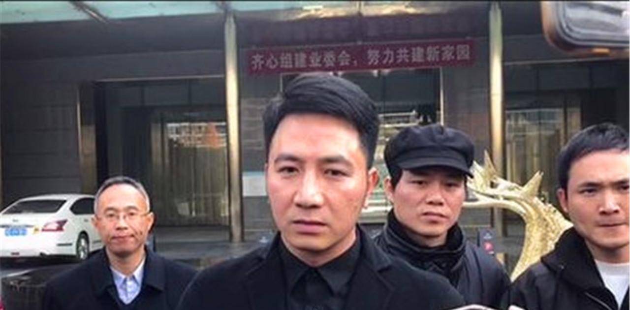 保姆纵火案受害者被质疑炒作 昔日邻居讲出一秘密 听后让人无比心痛(图3)