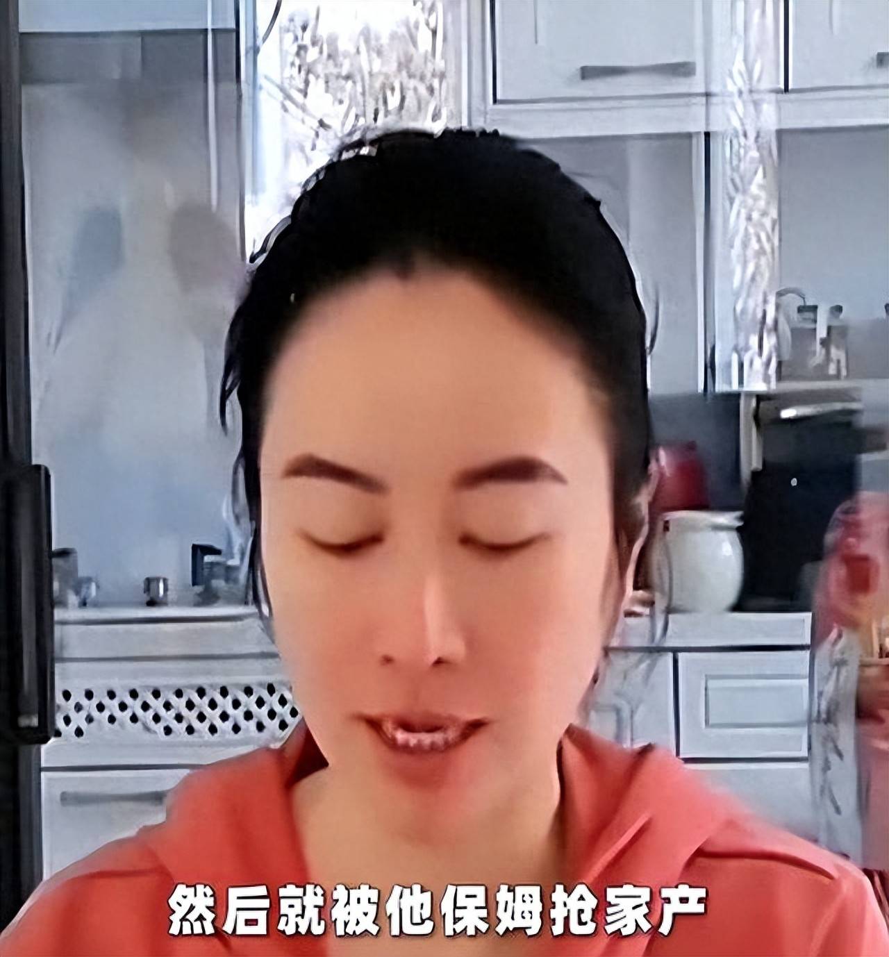 香港知名女星叶璇爆料自己父亲财产被家中保姆争抢谁对谁错？(图2)