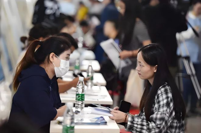 月薪18000的上海富人区保姆日程表曝光：这年头干净的钱真难挣(图8)