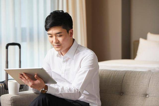 爱体育下载63岁保姆阿姨自述：许多女人以保姆的名义与雇主过着搭伙的生(图5)