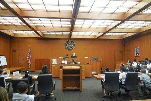 16年上海保姆被骗到美国成女奴受到非人待遇(图12)