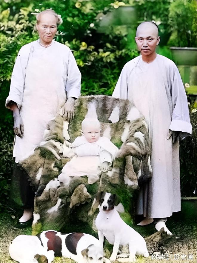 民间流传：被保姆带大的孩子会像保姆(图2)