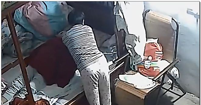 爱体育入口保姆闷死83岁老人后说了一句话我开始害怕（监控拍下画面）(图3)