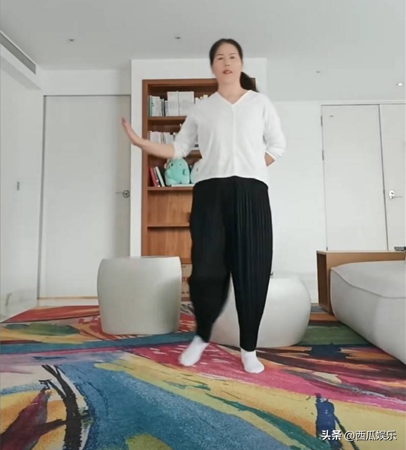保姆曝光了汪小菲台北住宅的部分内景汪小菲与大S的性格很不同(图4)