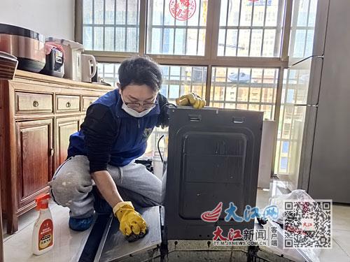 开启“过年模式” 南昌家爱体育官网政市场“跑火”(图1)