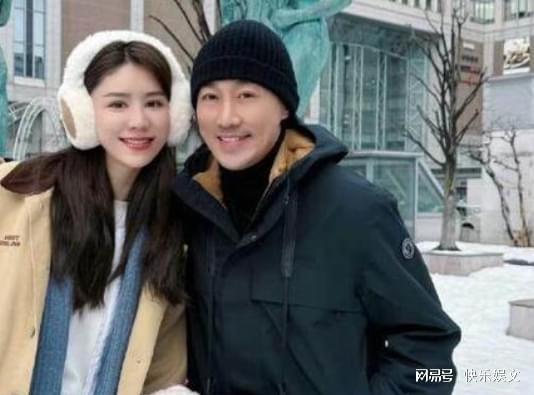 林峯力挺娇妻检查保姆行李箱争议不重要他爱体育入口称自己太太很正能量(图4)