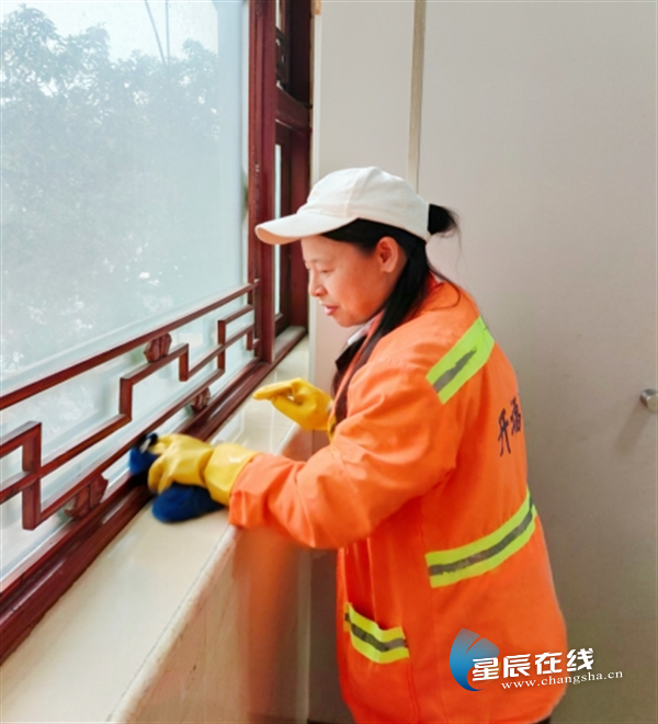 长沙开福区环卫中心推进公厕精细化维护 小细节里的民生大提升