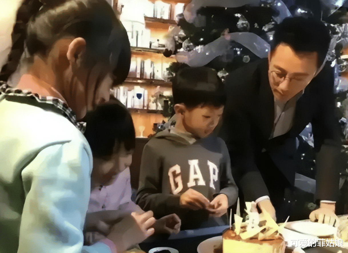 大S保姆杨阿姨爆料汪小菲儿女结束清爱体育官网明假期张兰生日员工祝福(图7)