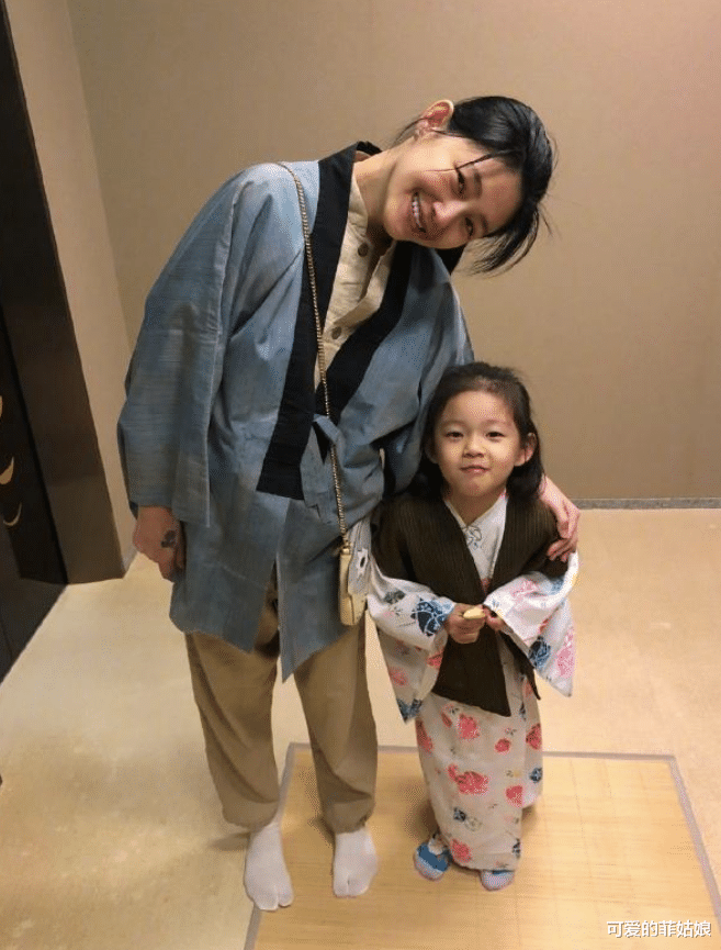 大S保姆杨阿姨爆料汪小菲儿女结束清爱体育官网明假期张兰生日员工祝福(图9)