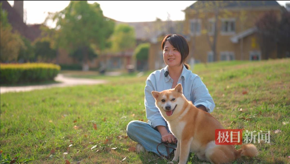 辞去互联网大厂工作95后女生当“宠物保姆”治好情绪病(图1)