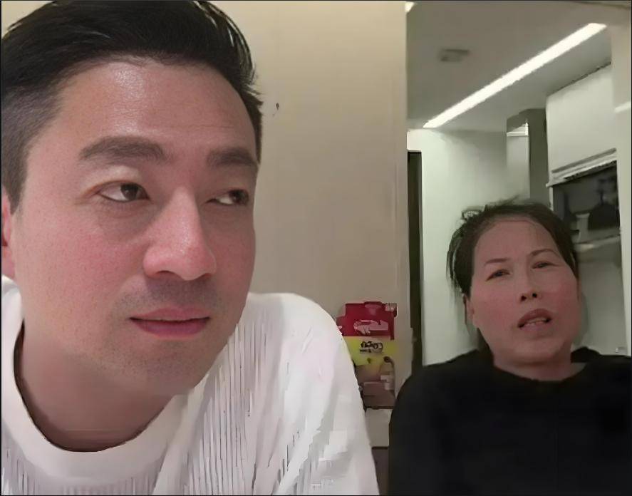 保姆小杨阿姨穿吊带引争议知情人爆料内幕揭露张兰汪小菲人品(图1)