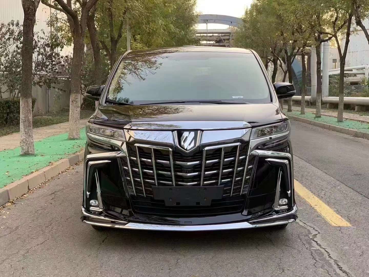 网传住家阿姨招聘要求：月薪8000要求35岁以下身高165cm以上